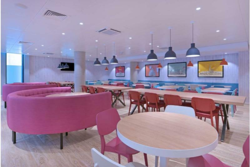 Travelodge London City Exteriör bild